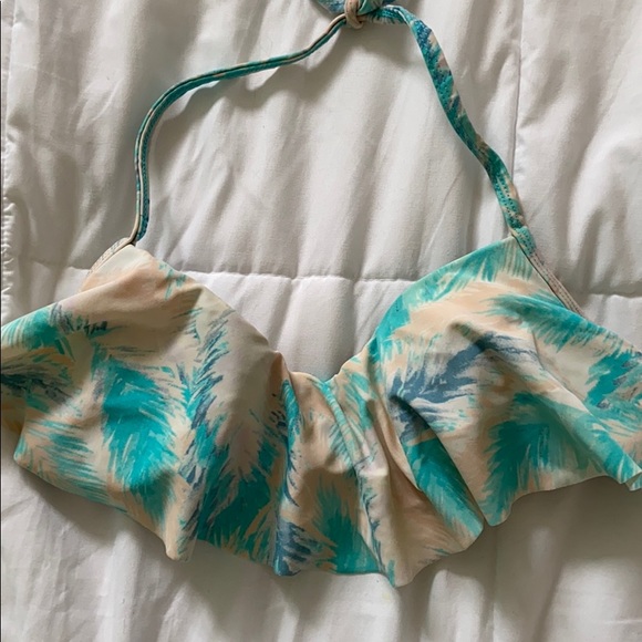 Palm leave print halter bikini top! - Picture 1 of 1